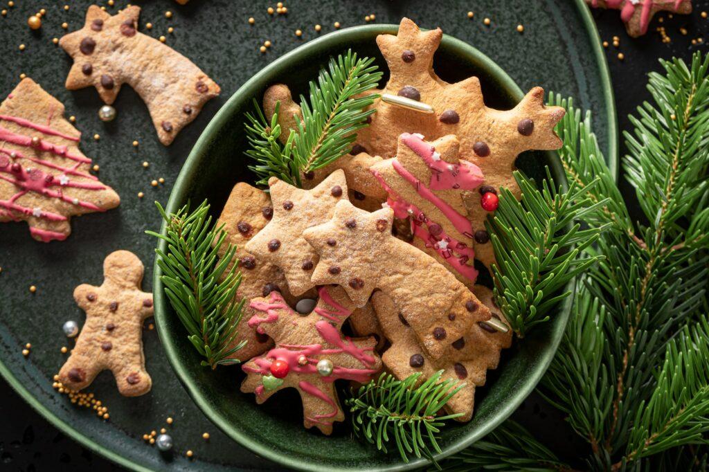 Traditionally Christmas gingerbread cookies as perfect Christmas snack.